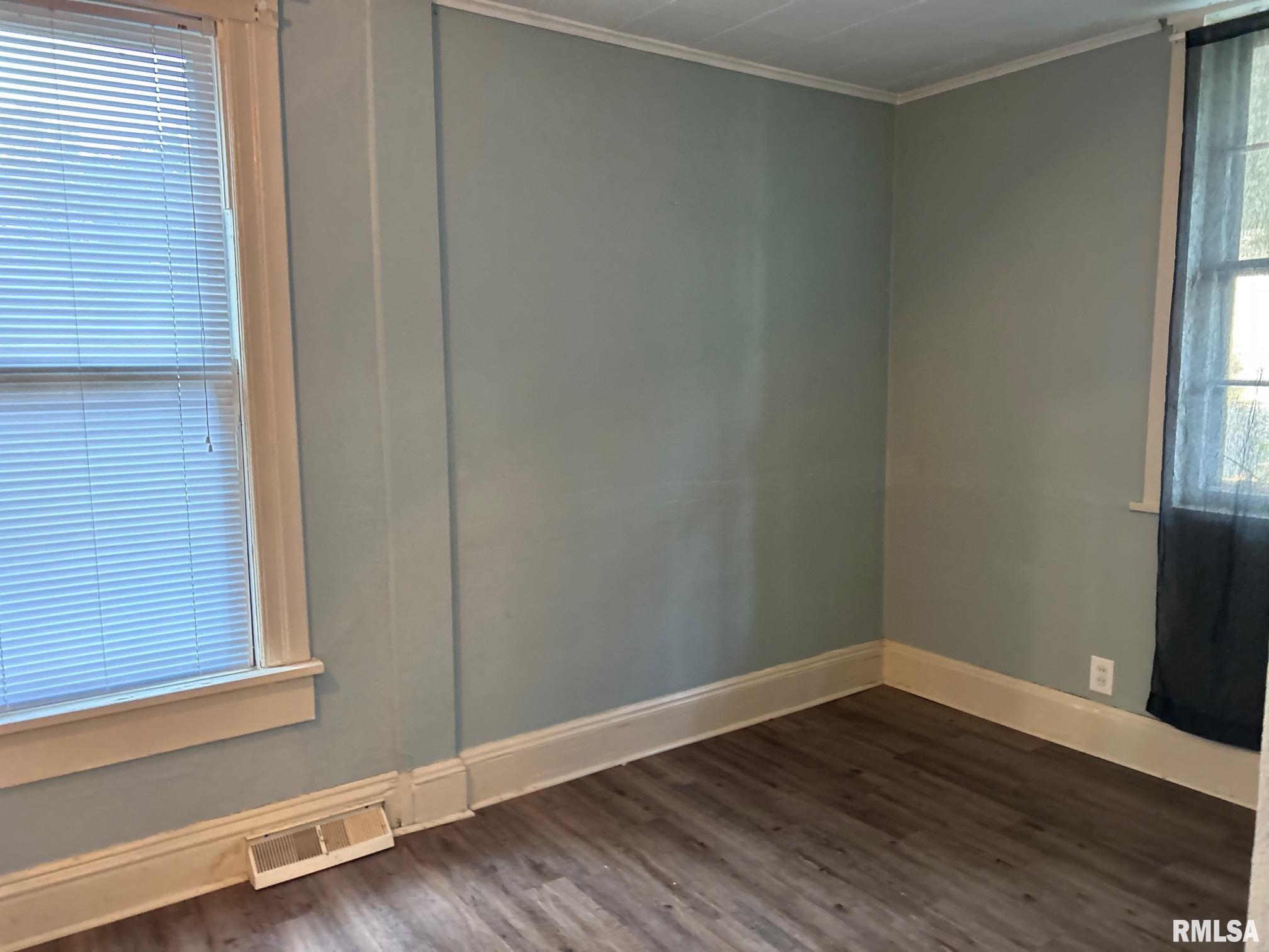 928 Cleveland Avenue Springfield, IL 62704 - Photo 5 of 18