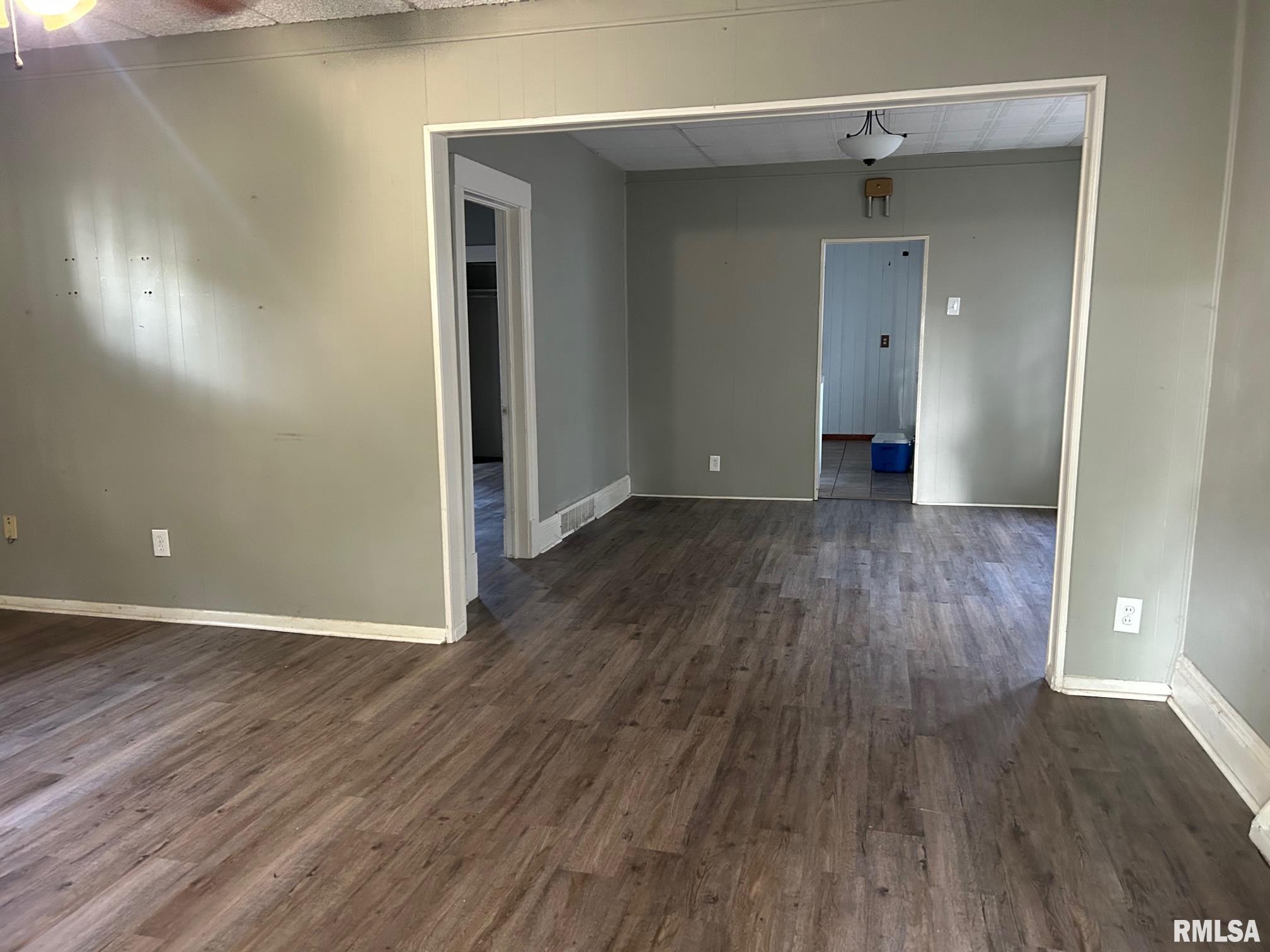 928 Cleveland Avenue Springfield, IL 62704 - Photo 8 of 18