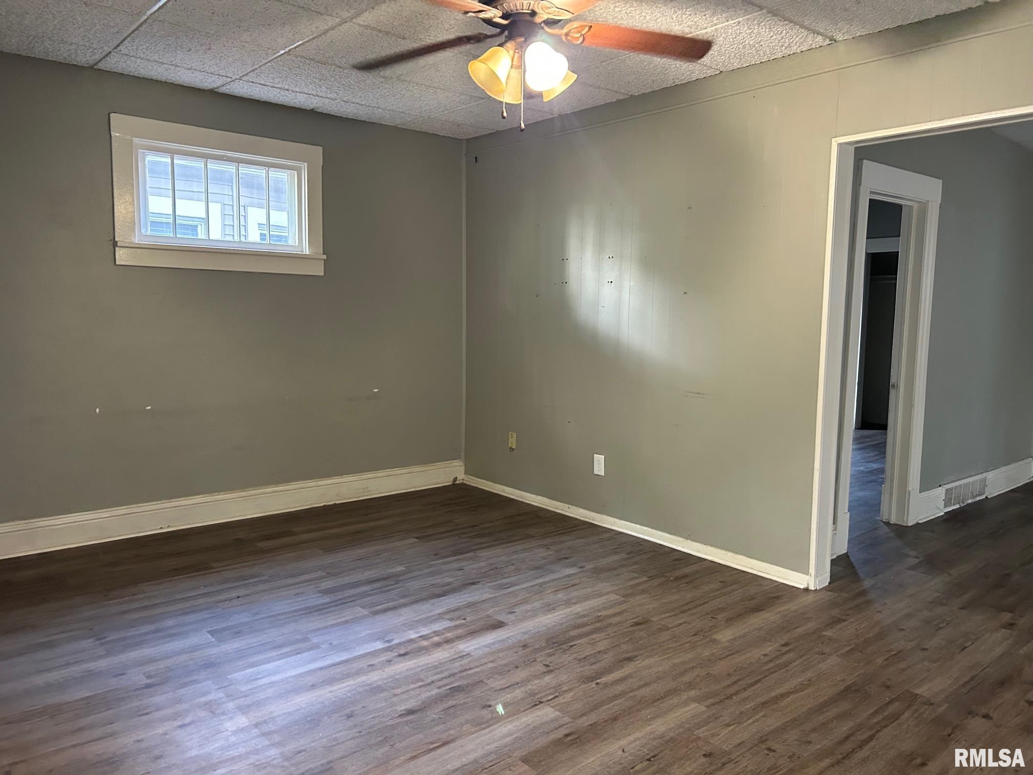 928 Cleveland Avenue Springfield, IL 62704 - Photo 9 of 18