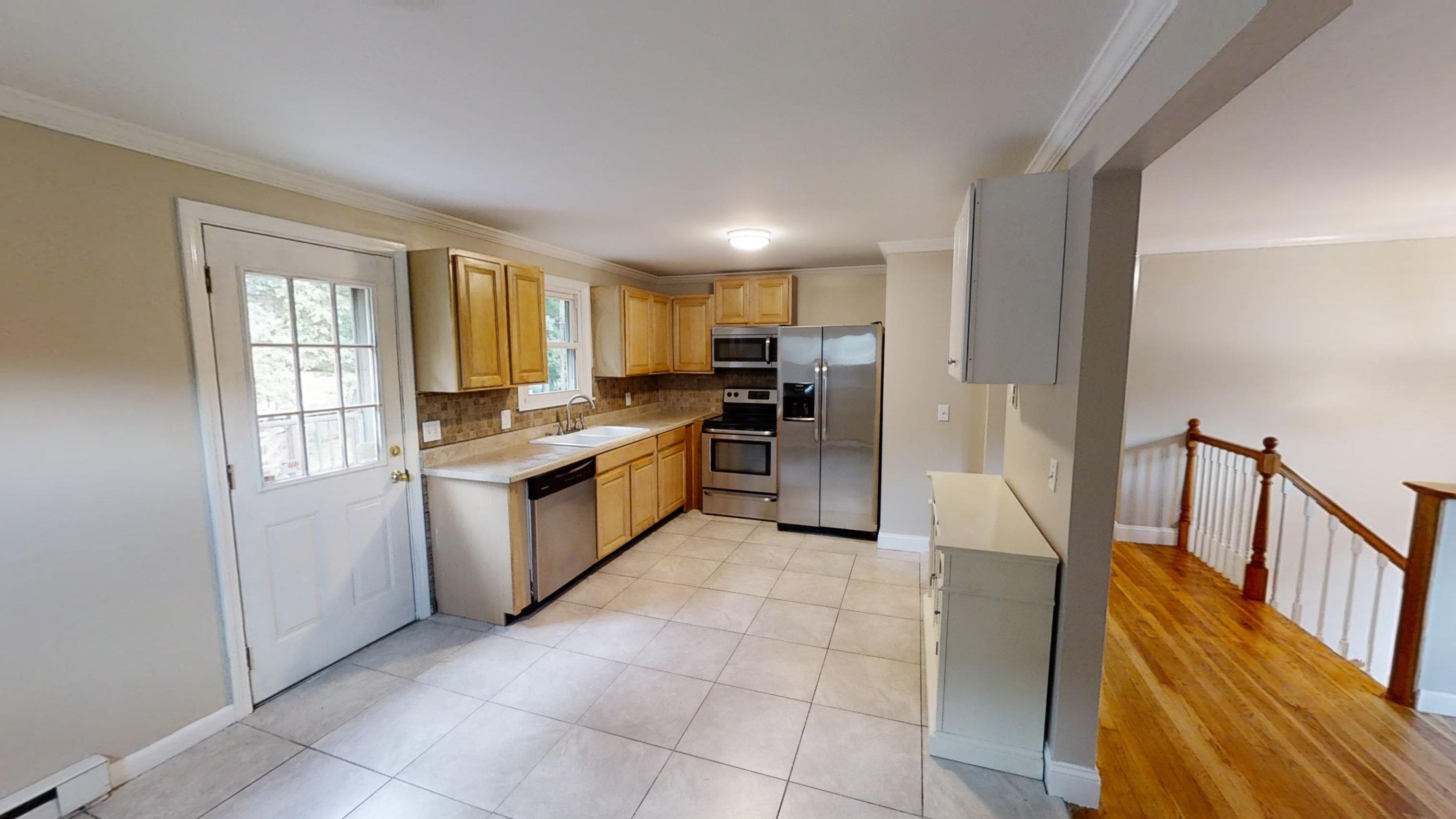 29 Kim Road Salem, NH 03079 - Photo 12 of 24 Gallery Image 12