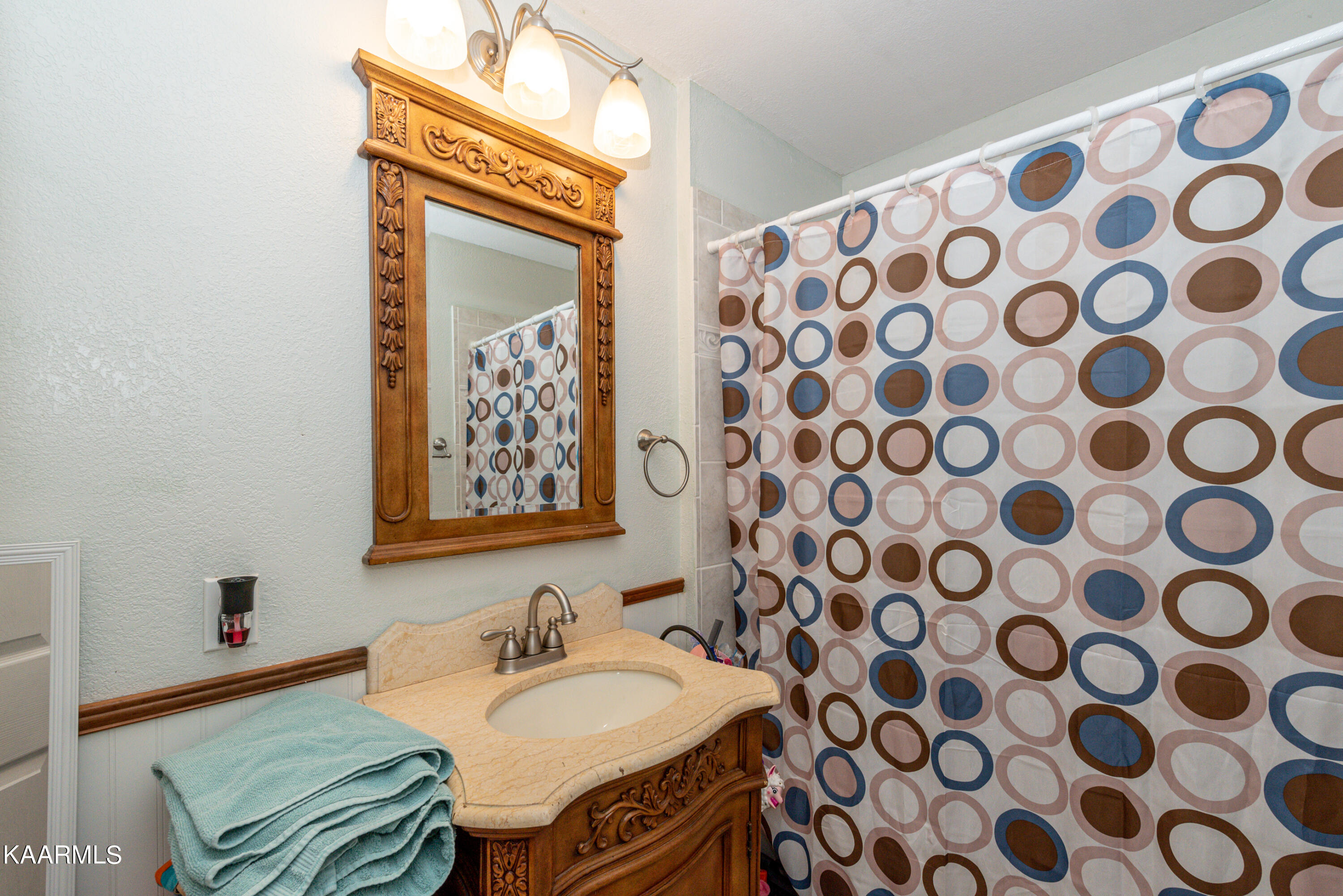 1495 Reagan Valley Road Tellico Plains, TN 37385 - Photo 26 of 26 Bathroom 2