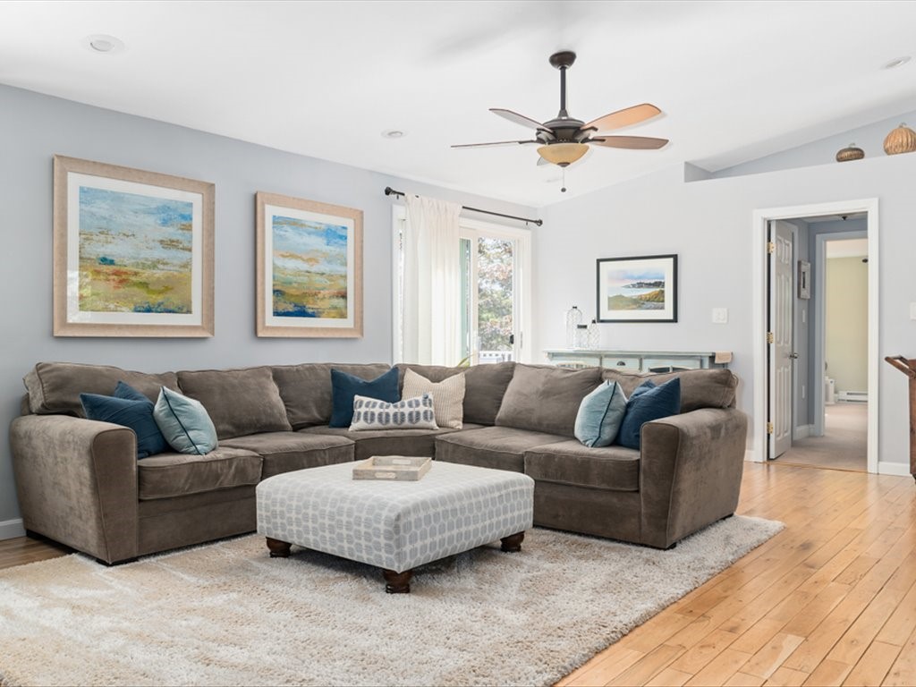 24 Linden Road Narragansett, RI 02882 - Photo 16 of 36