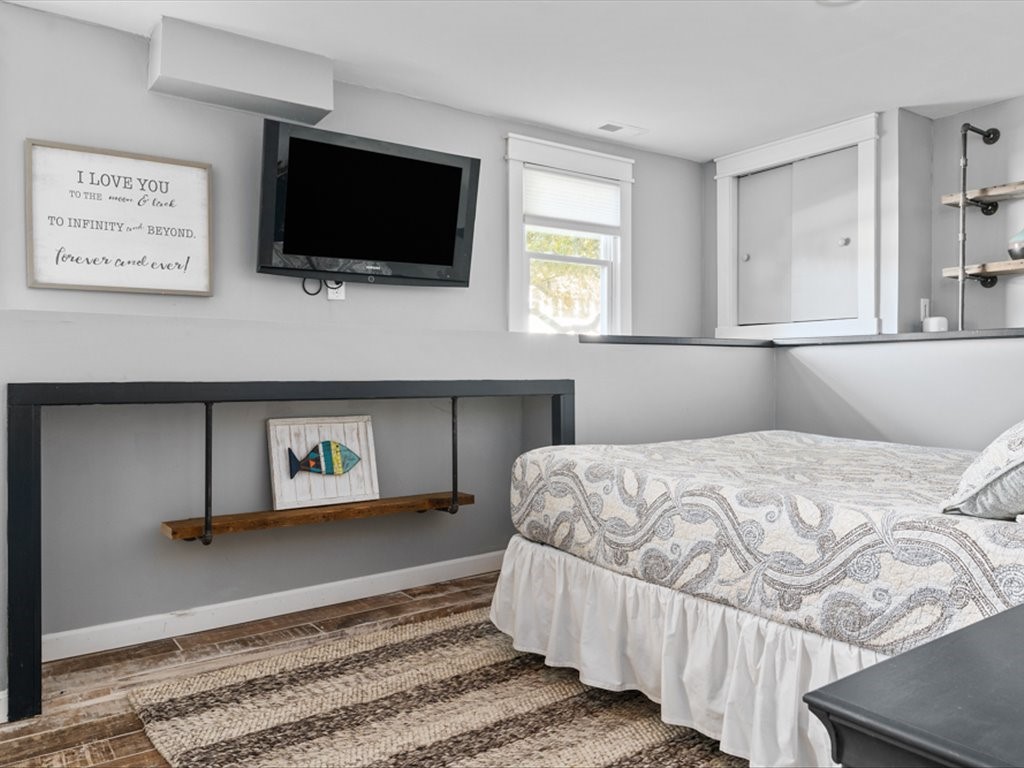 24 Linden Road Narragansett, RI 02882 - Photo 29 of 36