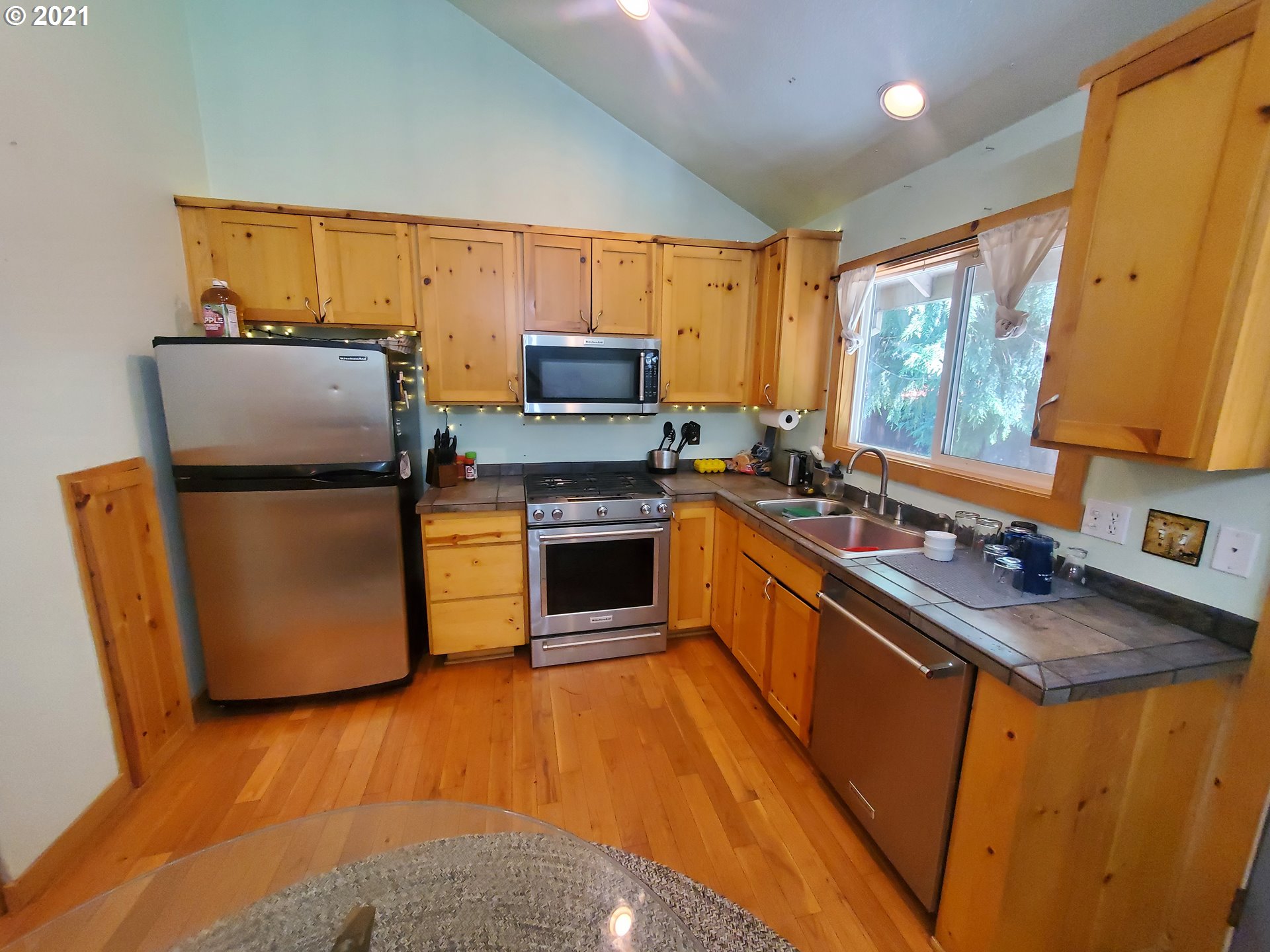 65323 East Alpine Way Rhododendron, OR 97049 - Photo 3 of 30