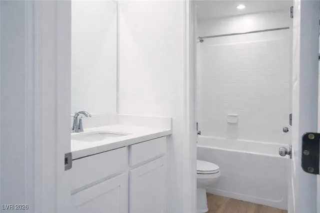 $3,200 | 1334 Ossa Street, Henderson, NV 89052