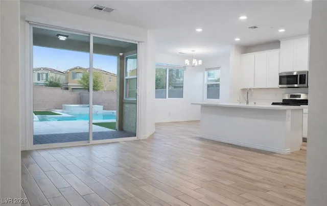 $3,200 | 1334 Ossa Street, Henderson, NV 89052