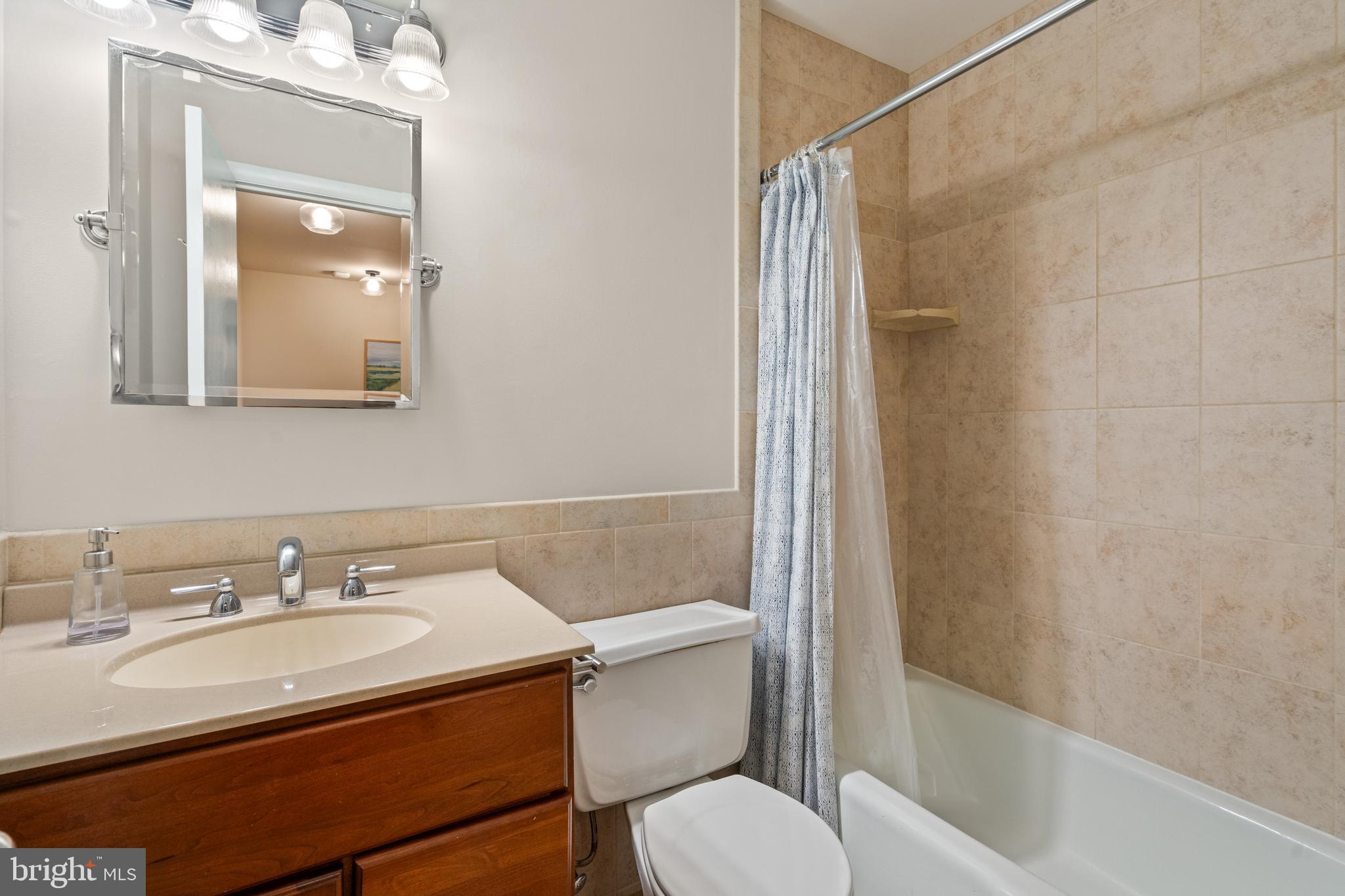 11083 Saffold Way Reston, VA 20190 - Photo 23 of 42