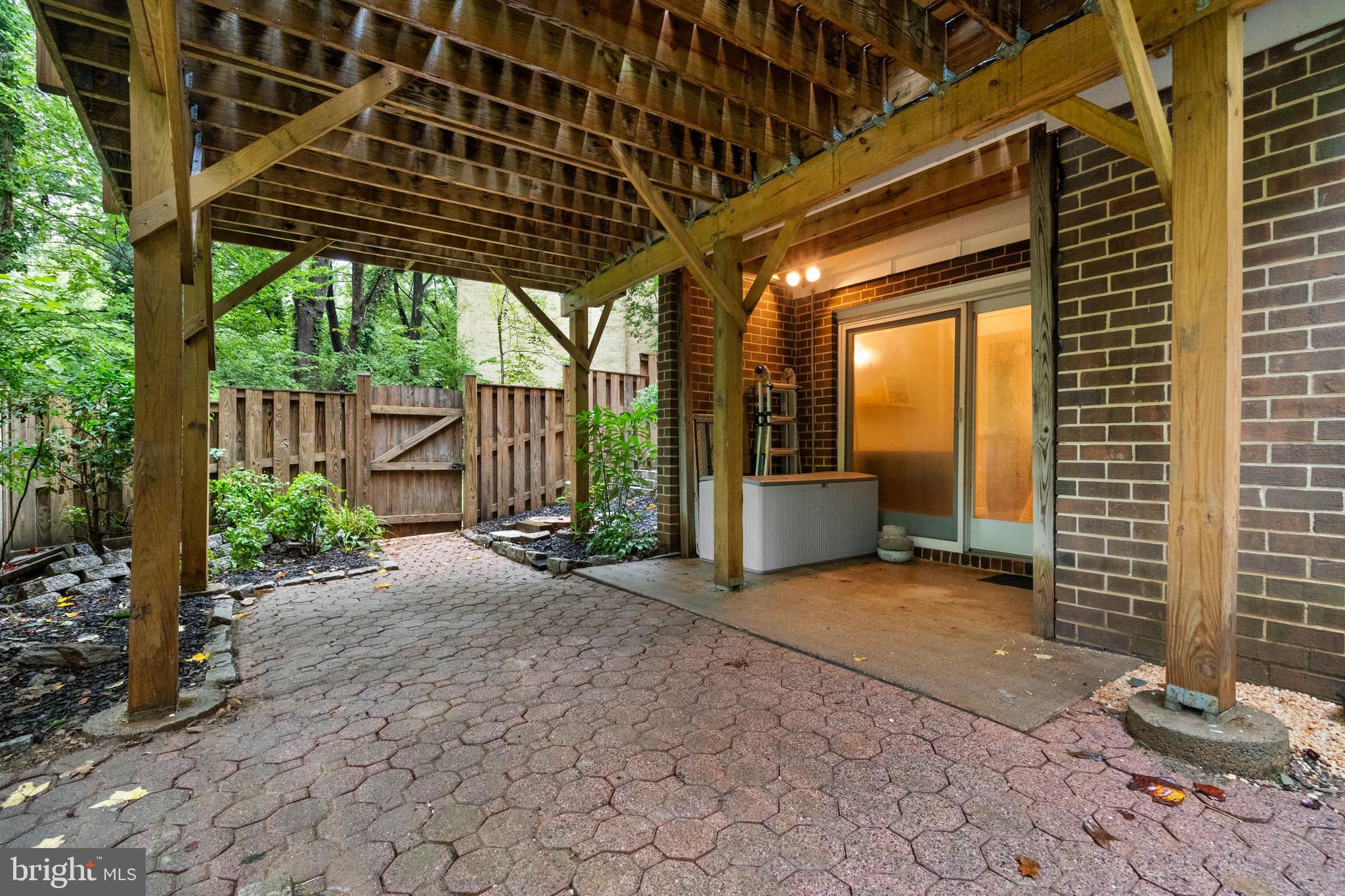 11083 Saffold Way Reston, VA 20190 - Photo 33 of 42