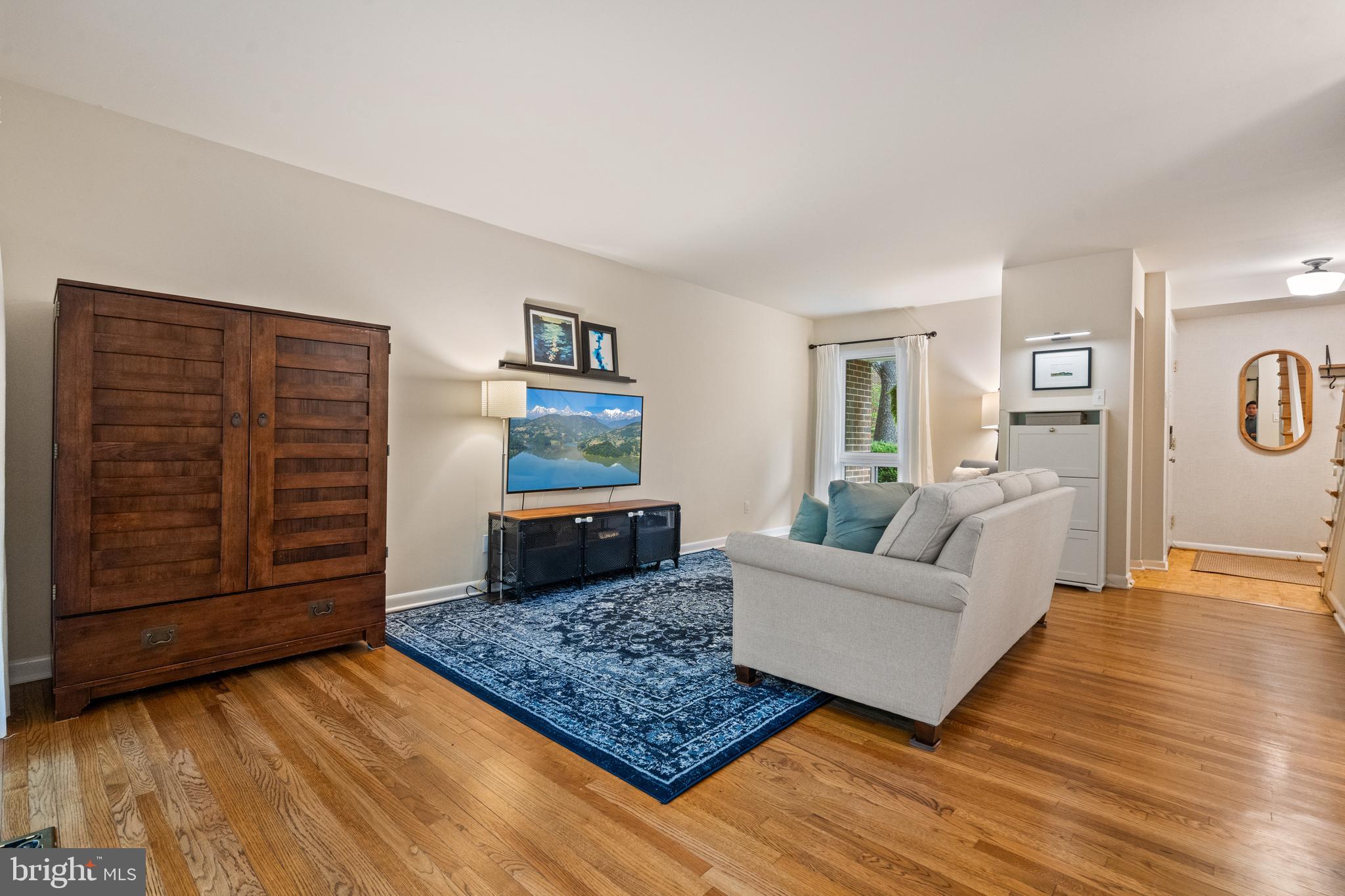 11083 Saffold Way Reston, VA 20190 - Photo 7 of 42