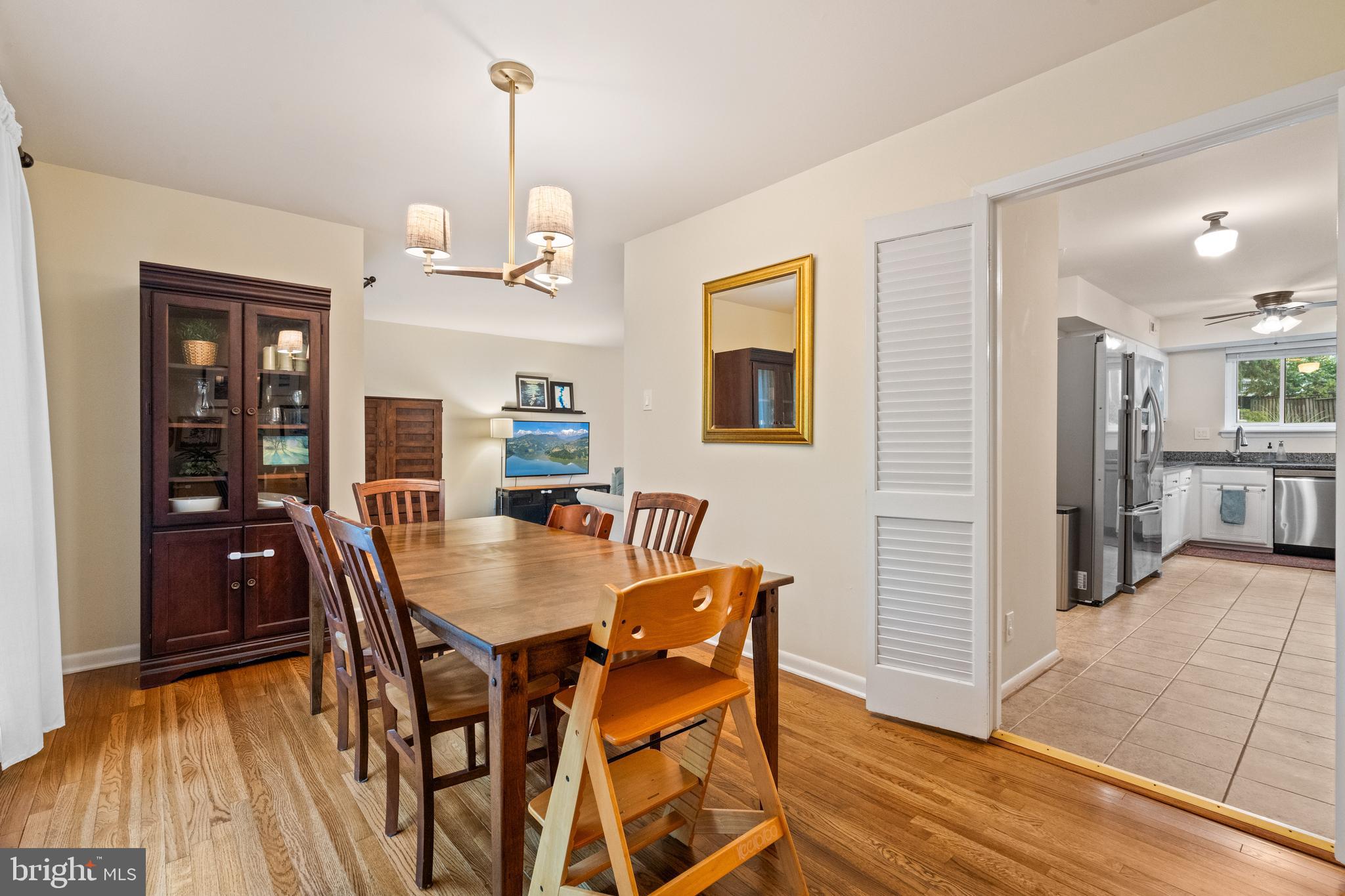 11083 Saffold Way Reston, VA 20190 - Photo 9 of 42