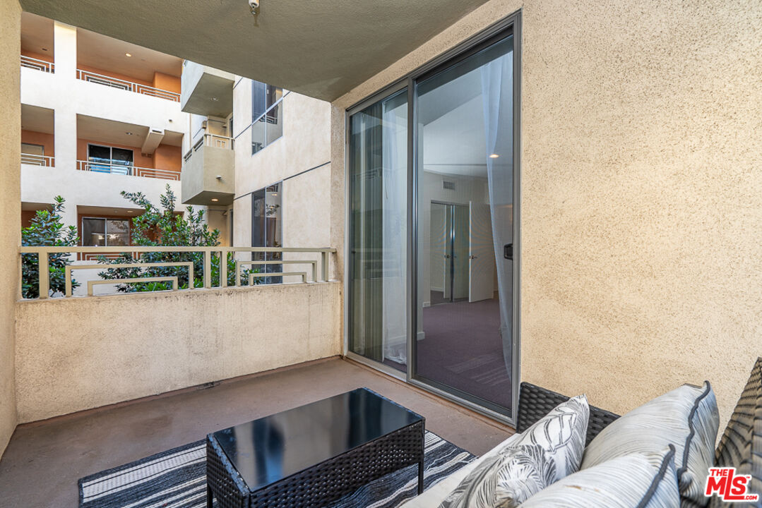 1222 South Westgate Avenue, Unit 205 Los Angeles, CA 90025 - Photo 18 of 30