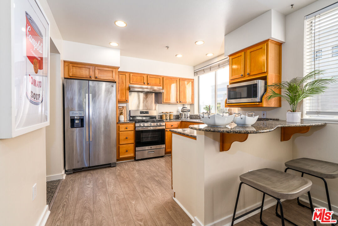 1222 South Westgate Avenue, Unit 205 Los Angeles, CA 90025 - Photo 9 of 30