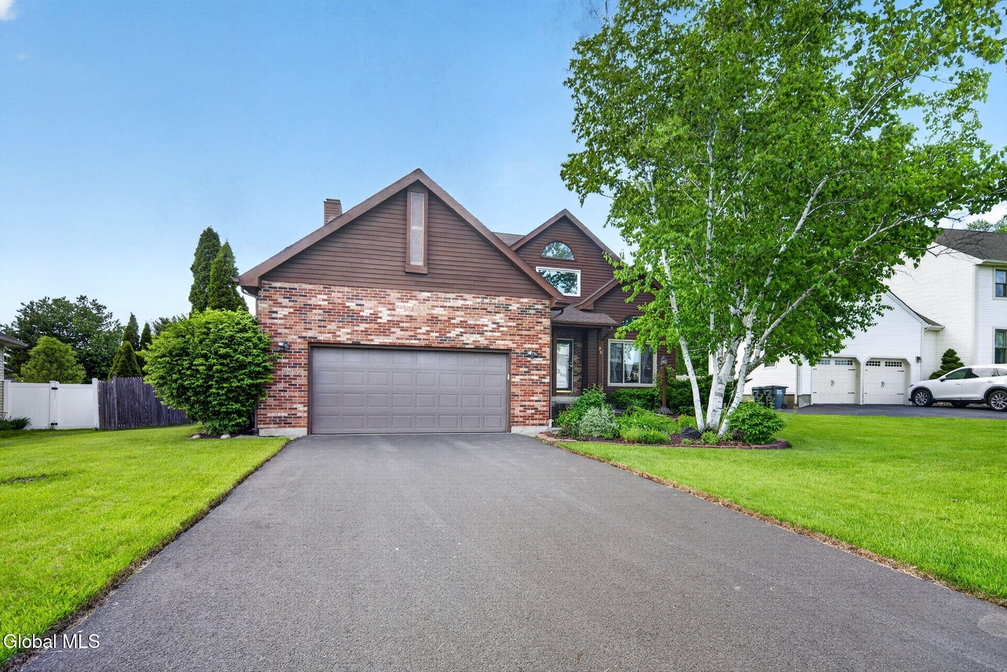 23 Rolling Hills Road Colonie, NY 12309 - Photo 2 of 27 Exterior 02