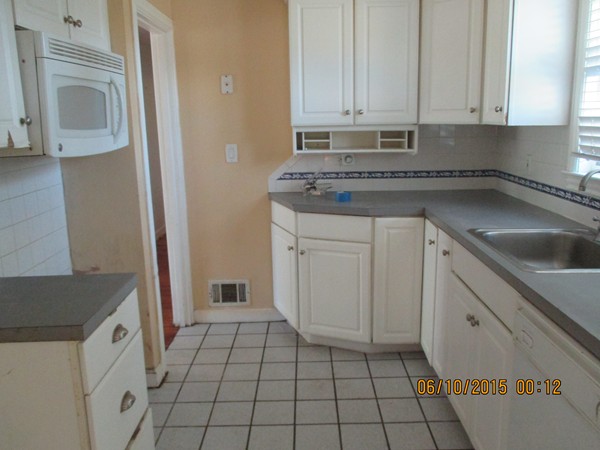 5 Canterbury Road Lynnfield, MA 01940 - Photo 6 of 20 Gallery Image 6