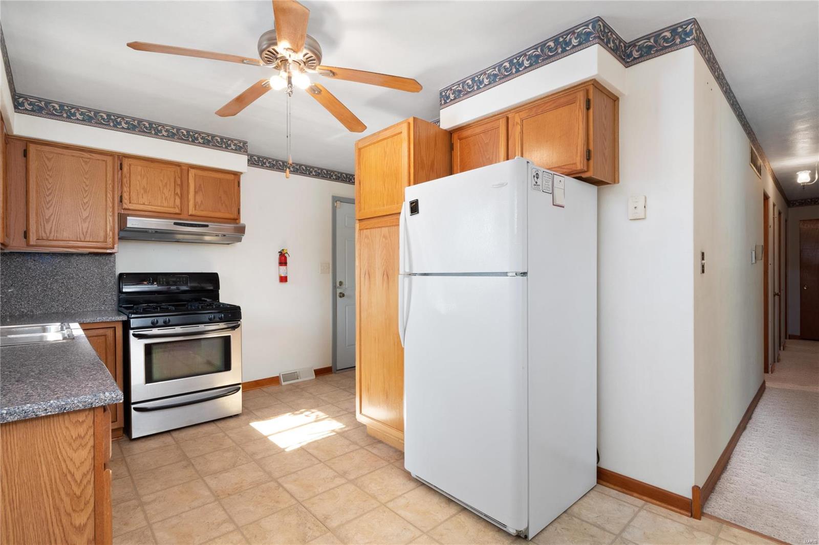 300 Debra Lane Waterloo, IL 62298 - Photo 10 of 28