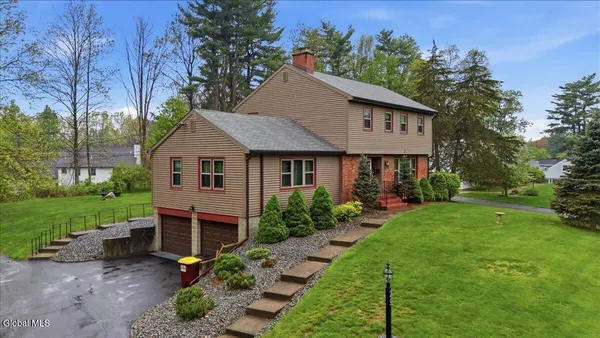 $449,900 | 29 Windy Hill Road, Glens Falls, NY 12801