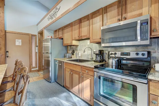 $819,000 | 1080 Ski Hill Road, Unit 9, Breckenridge, CO 80424