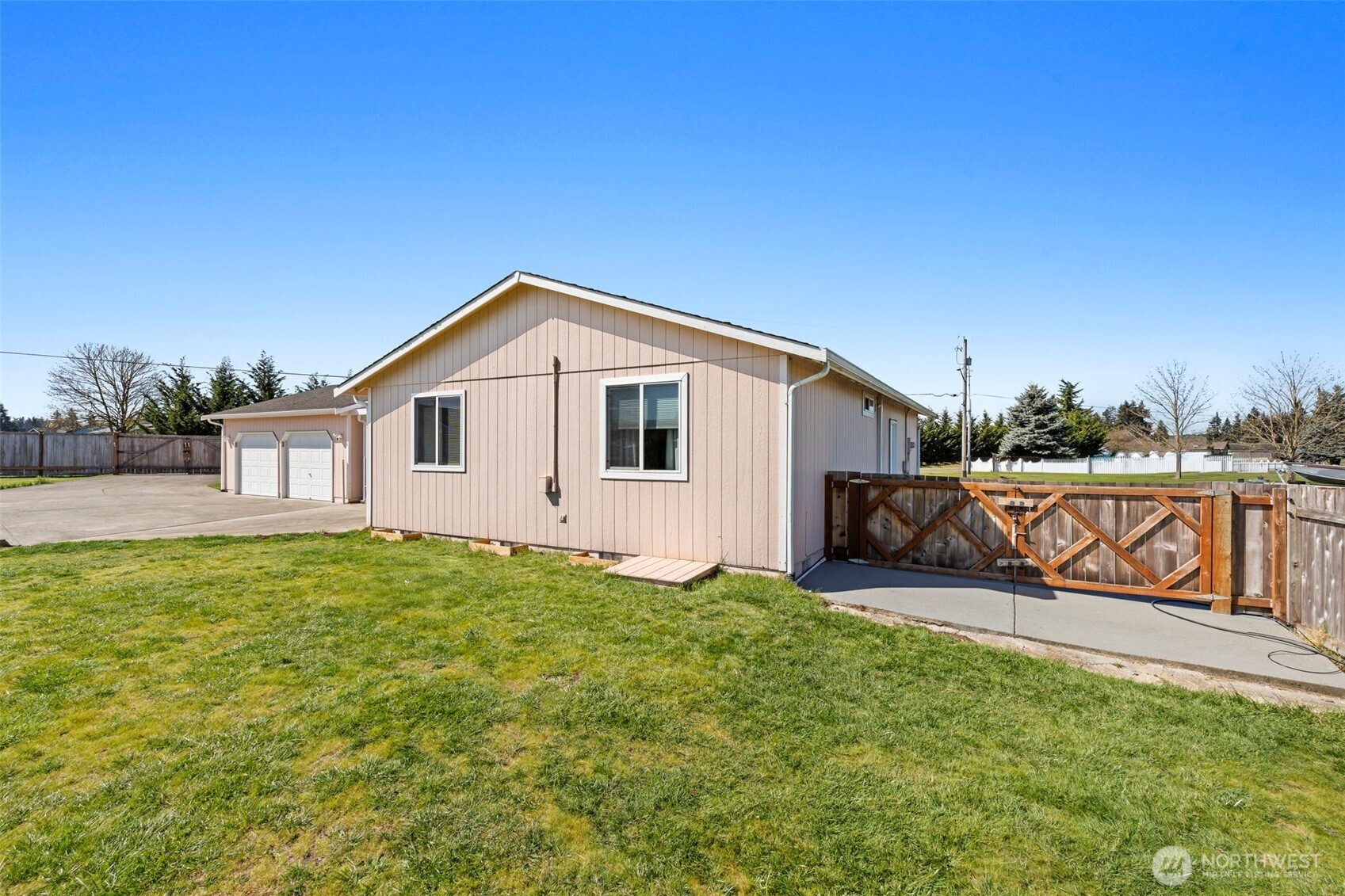 17944 Camus Drive Southwest Rochester, WA 98579 - Photo 31 of 36