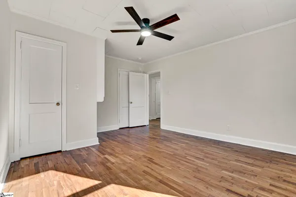 $299,900 | 207 Elm Street, Clinton, SC 29325