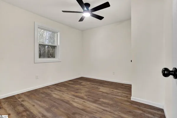 $299,900 | 207 Elm Street, Clinton, SC 29325