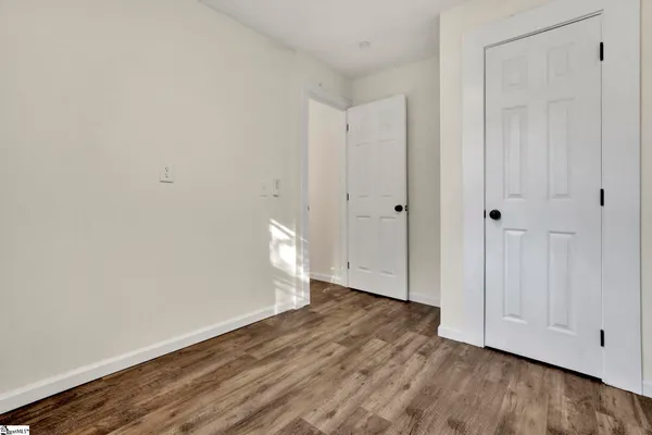 $299,900 | 207 Elm Street, Clinton, SC 29325