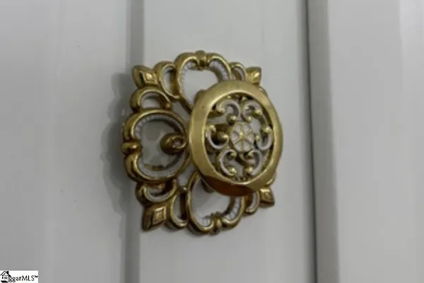 $299,900 | 207 Elm Street, Clinton, SC 29325