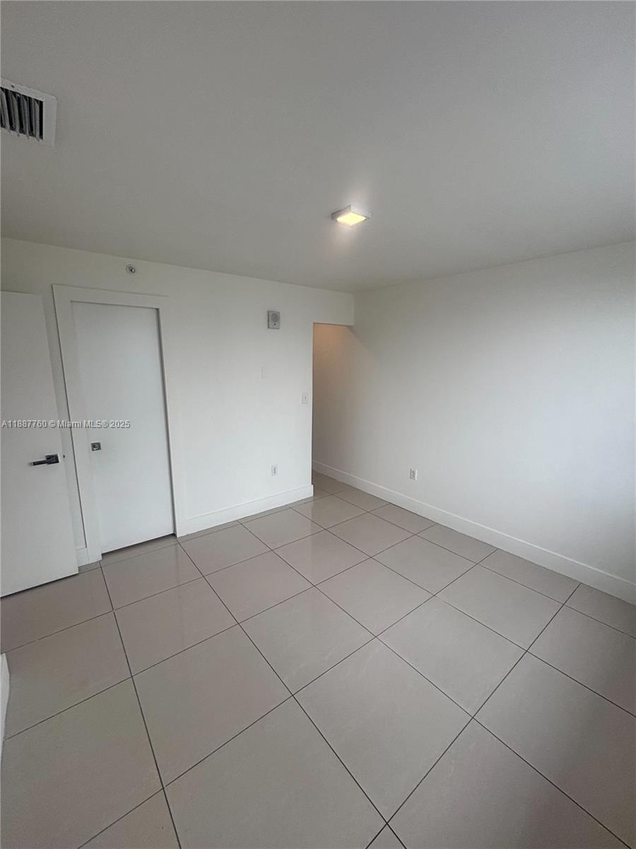 829 Southwest 18th Avenue, Unit 210 Miami, FL 33135 - Photo 9 of 12