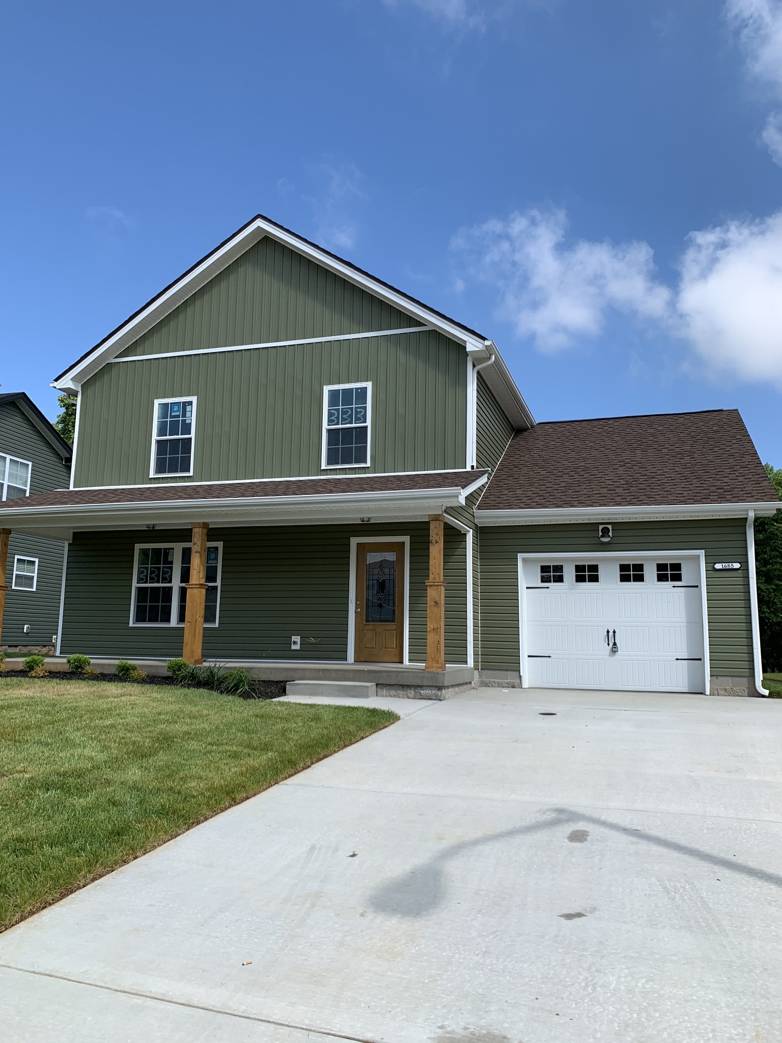 1685 Rains Road Clarksville, TN 37042 - Photo 1 of 16 Gallery Image 1