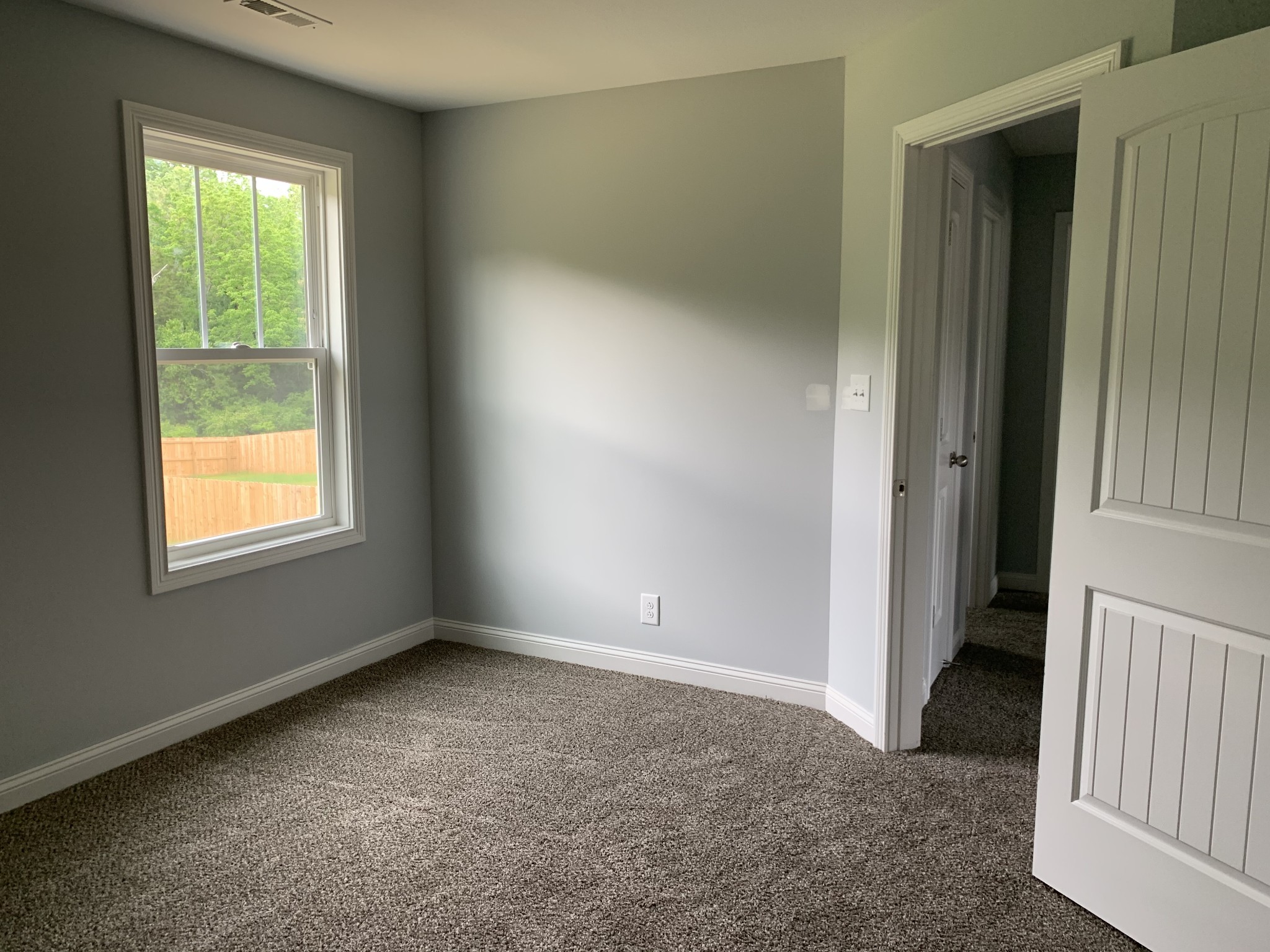 1685 Rains Road Clarksville, TN 37042 - Photo 11 of 16 Gallery Image 11