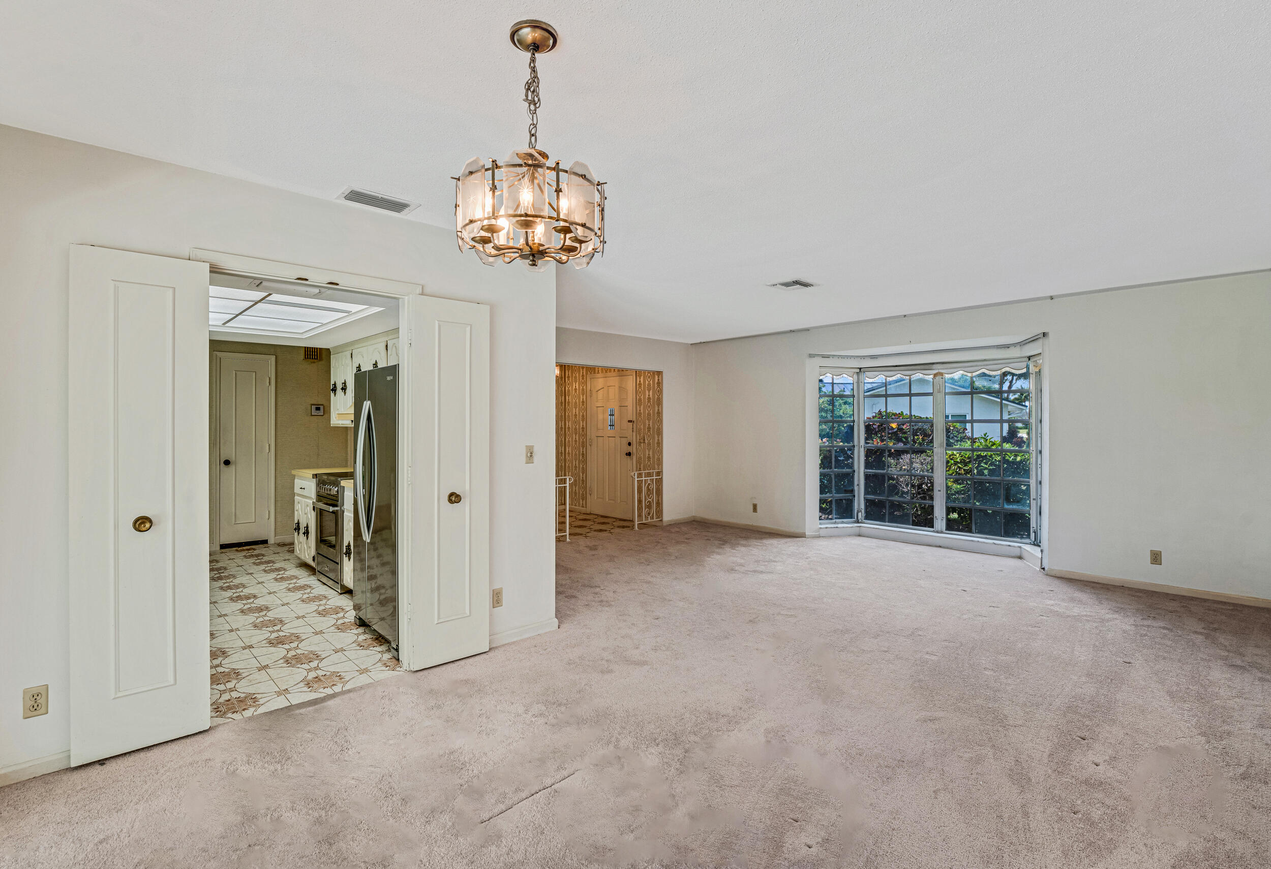 22086 East Soliel Circle Boca Raton, FL 33433 - Photo 14 of 47 10