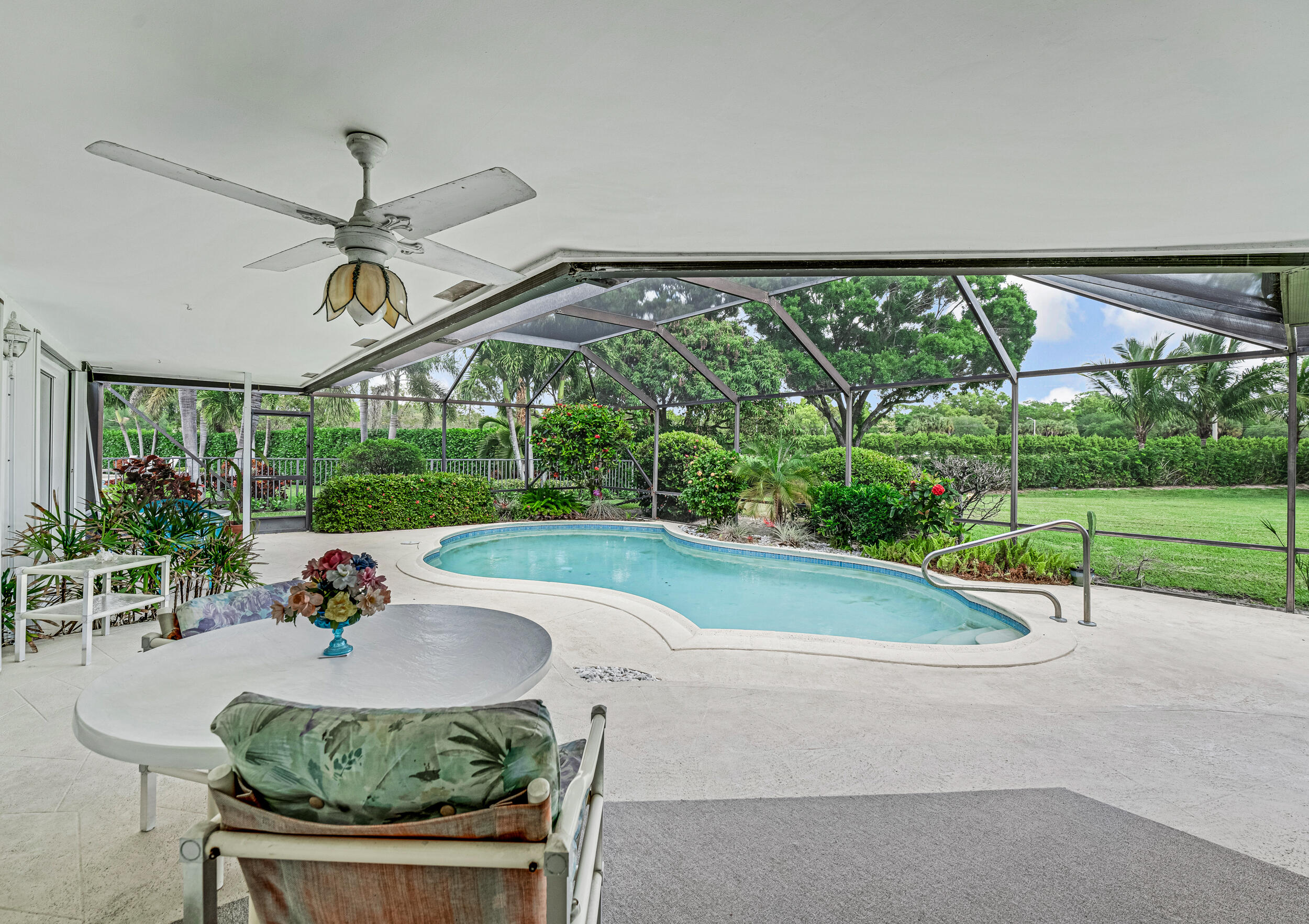 22086 East Soliel Circle Boca Raton, FL 33433 - Photo 34 of 47 36