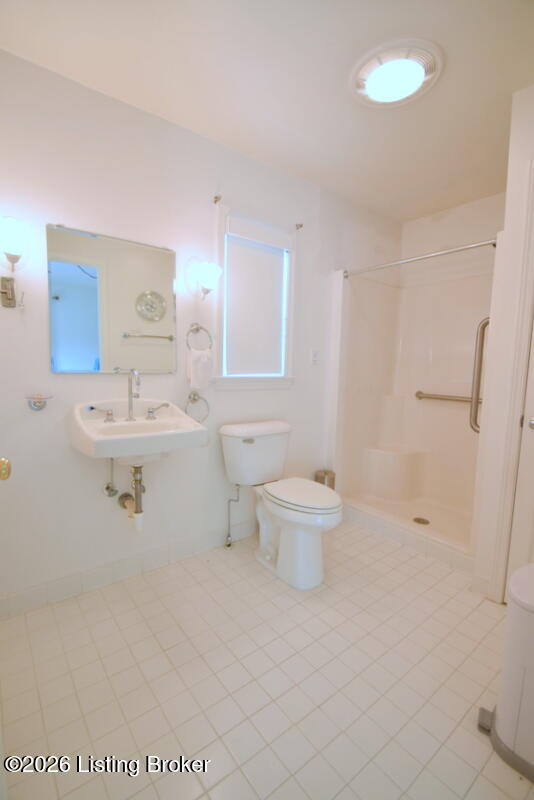 614 Stivers Road Louisville, KY 40207 - Photo 39 of 69 DSC_0165