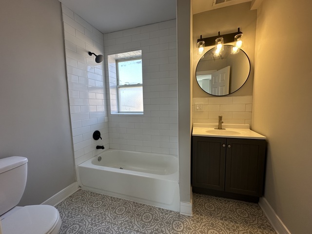 6924 South Aberdeen Street, Unit 2 Chicago, IL 60621 - Photo 4 of 10