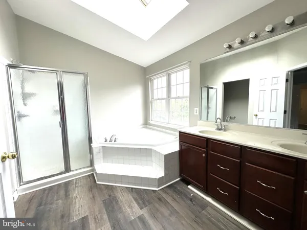 $3,300 | 22609 Welborne Manor Square, Ashburn, VA 20148