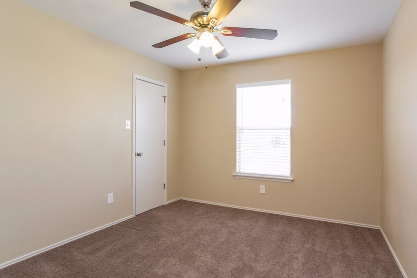 7134 Cheshire Park Road Houston, TX 77088 - Photo 13 of 17