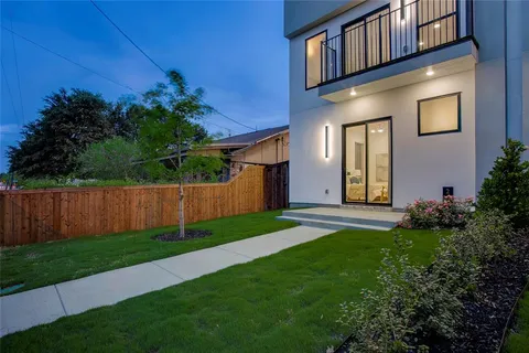 $1,000,000 | 2315 South Vernon Avenue, Dallas, TX 75224
