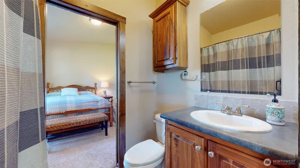$779,900 | 1461 Sheffield Road, Mesa, WA 99343