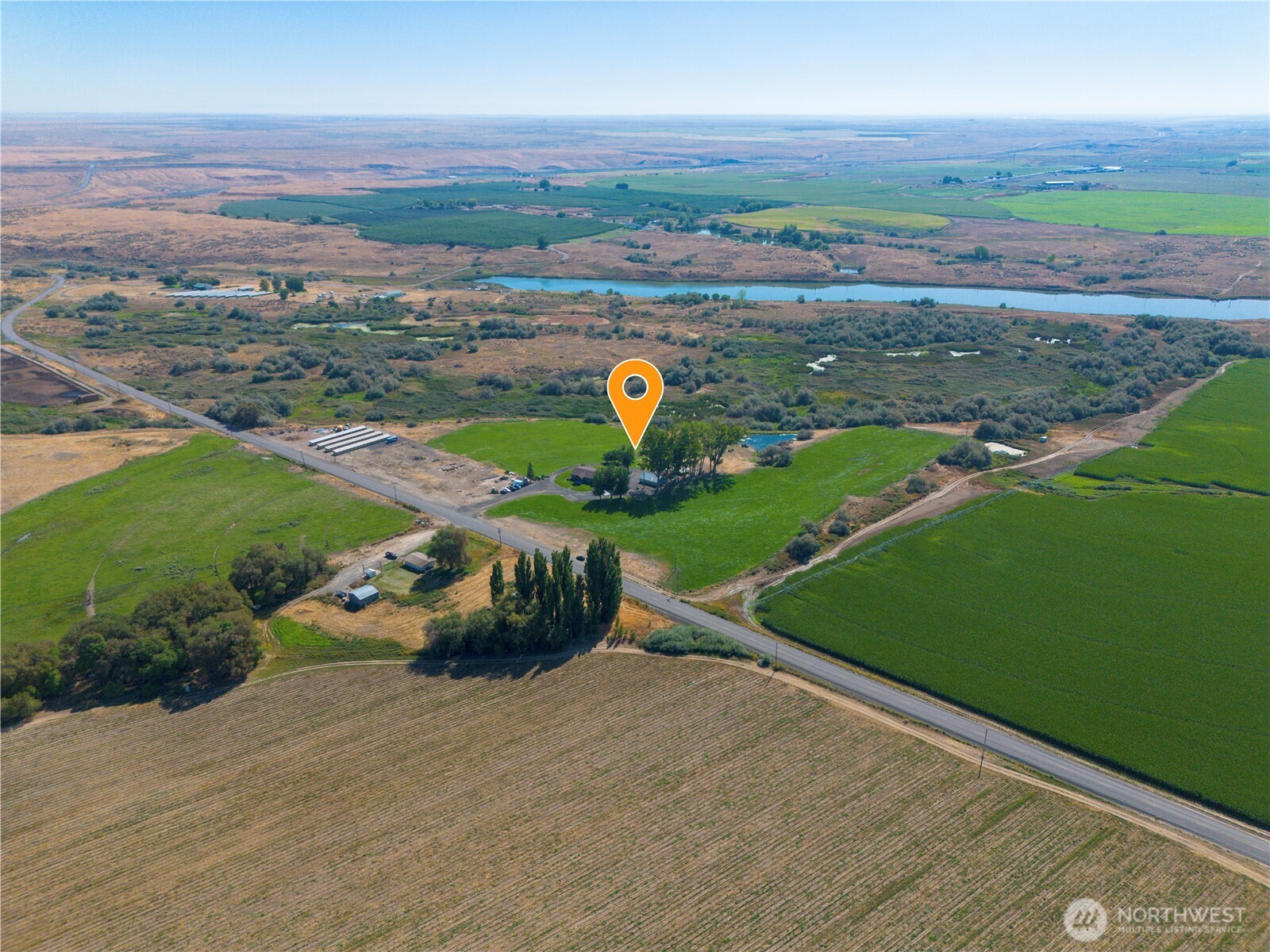 1461 Sheffield Road Mesa, WA 99343 - Photo 30 of 40 an aerial view of a golf course with