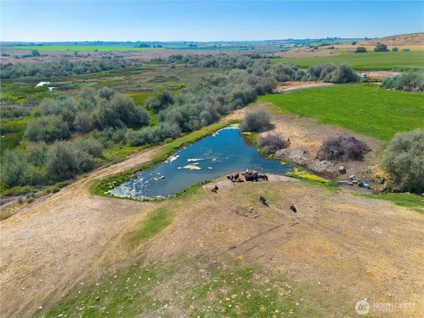 $779,900 | 1461 Sheffield Road, Mesa, WA 99343