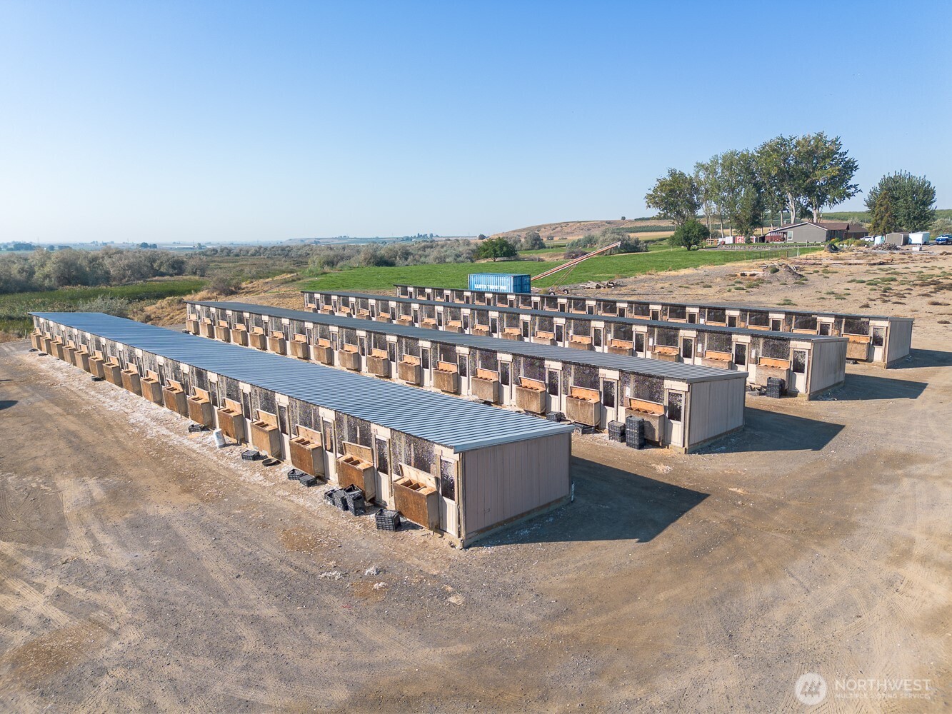 1461 Sheffield Road Mesa, WA 99343 - Photo 7 of 40 a view of city from a terrace