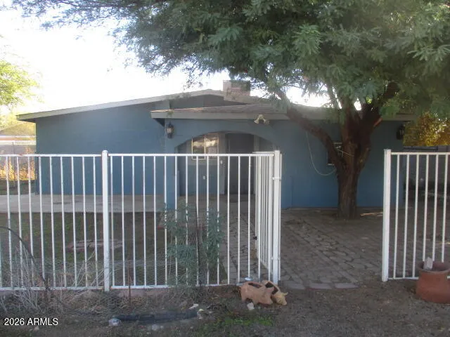 $224,000 | 300 5th Avenue East, Buckeye, AZ 85326