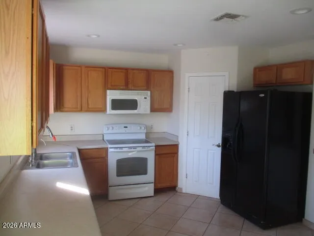 $224,000 | 300 5th Avenue East, Buckeye, AZ 85326