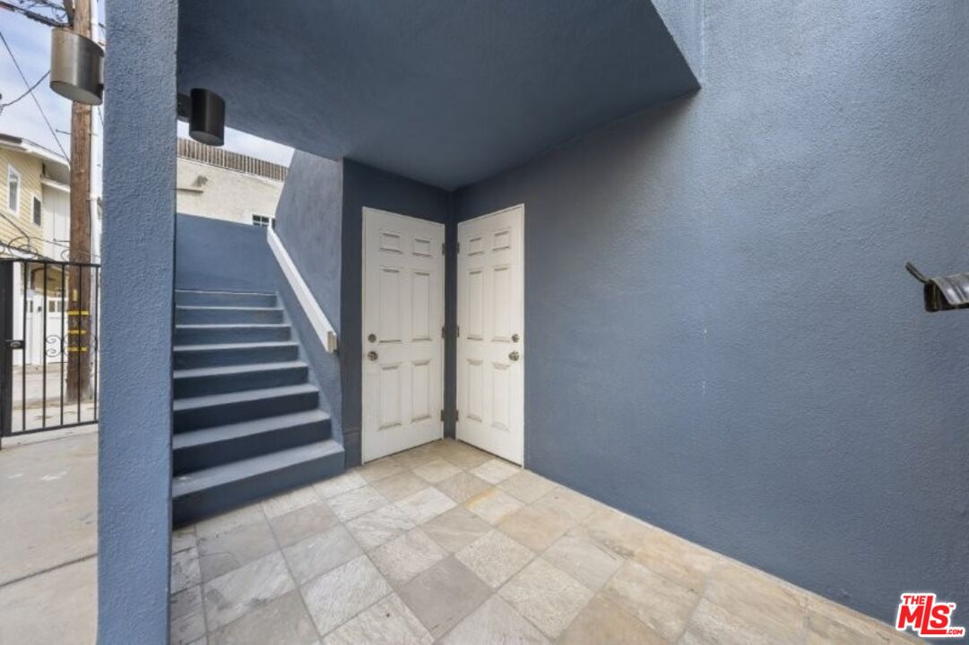 23 Buccaneer Street Marina del Rey, CA 90292 - Photo 26 of 39 a view of a hallway with staircase