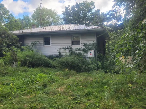 $185,000 | 13690 Hutchinson Road, Dowling, MI 49050