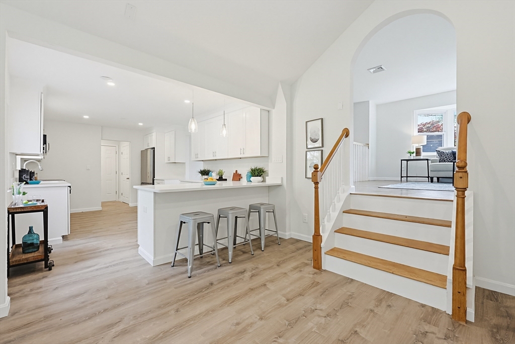 37 Temi Road Holliston, MA 01746 - Photo 10 of 42 Gallery Image 10