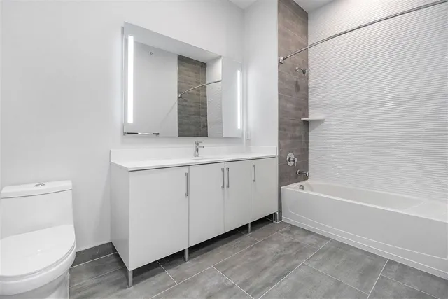 $2,800 | 119 Peter Street, Unit 403, Union City, NJ 07087