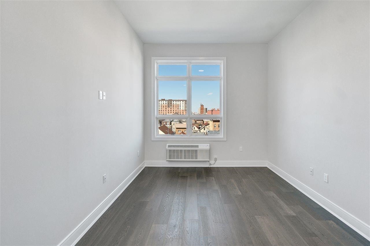 119 Peter Street, Unit 403 Union City, NJ 07087 - Photo 6 of 13