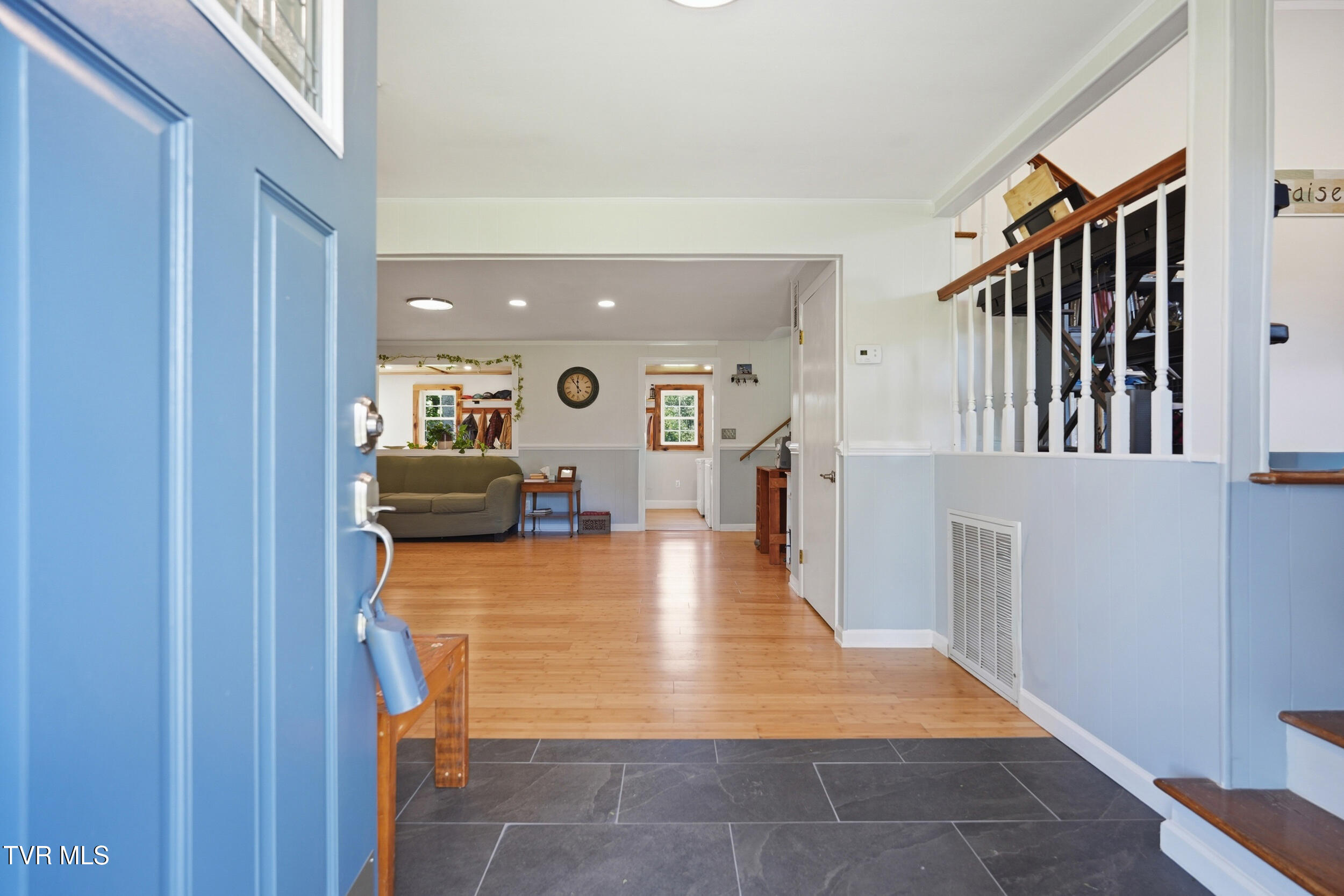 3216 Dry Creek Road Duffield, VA 24244 - Photo 6 of 59 6_3216 dry creek-15