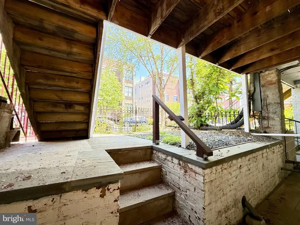 $4,800 | 1004 Girard Street Northwest, Washington, DC 20001