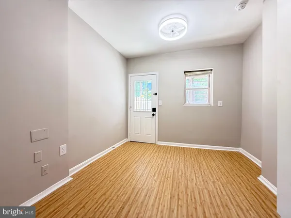 $4,800 | 1004 Girard Street Northwest, Washington, DC 20001